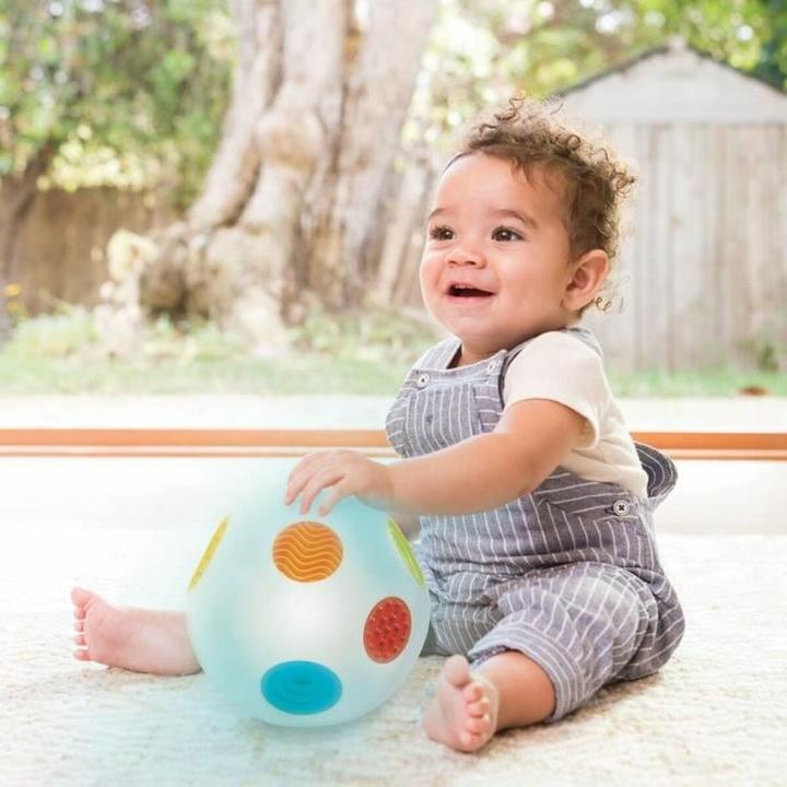 Actual product image Infantino Activity ball with light and sensor (English)