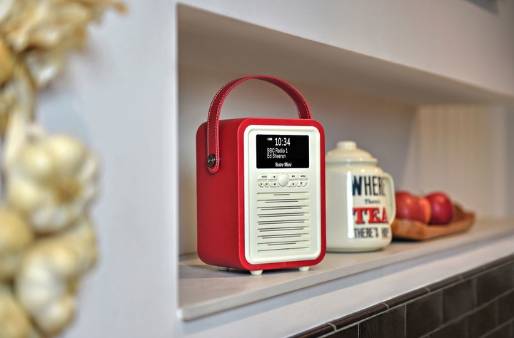 Actual product image View Quest Retro Mini (DAB+, FM, Bluetooth)