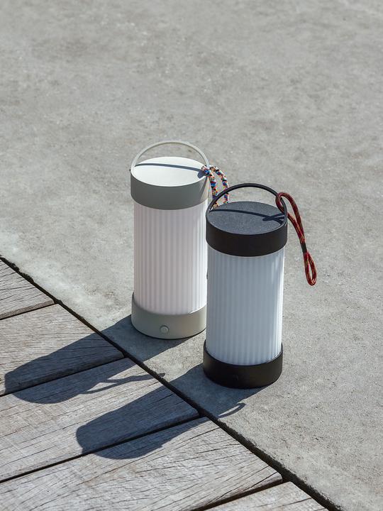 Image du produit Hübsch Camp Portable Lampe de table Black