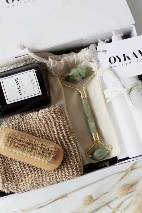 Immagine prodotto Oykami Scatola regalo di bellezza "Tokyo" pietra di giada verde (Set per la cura del corpo)