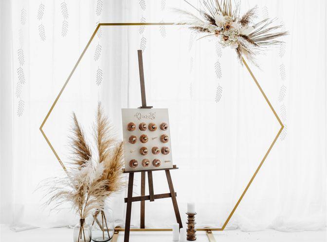 Productafbeelding Partydeco Party Accessoire Donut Wand 45 x 55 cm, Bruin (5 Stuk)