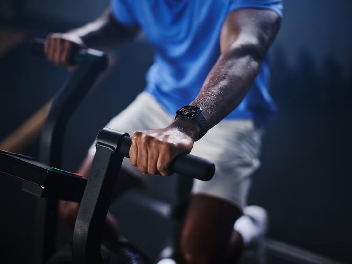 Produktbild Amazfit Bip 6 (46.30 mm)