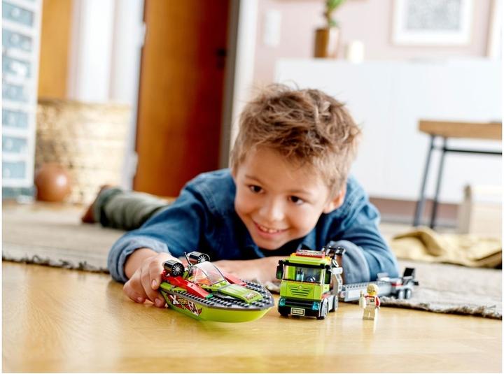 Produktbild LEGO Rennboot-Transporter (60254, LEGO City)