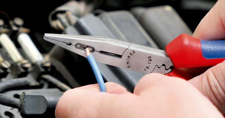 Productafbeelding Knipex Puntige combinatietang 08 25 145 (145 mm)