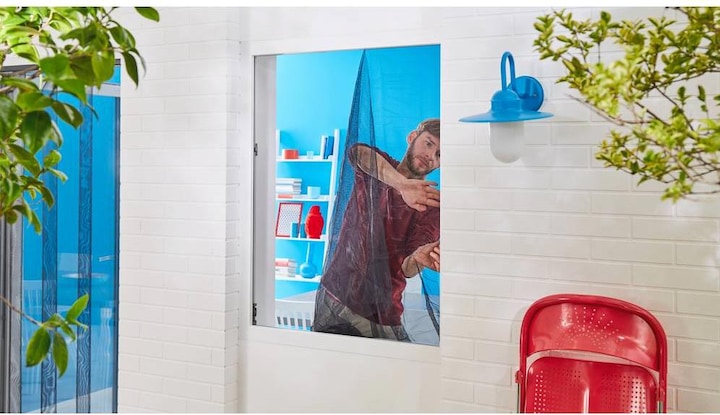 Image du produit tesa Moustiquaire STANDARD pour fenêtre, avec bande Velcro, sans perçage (150 x 180 cm)