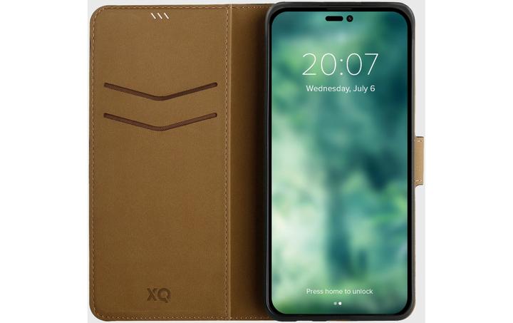 Produktbild Xqisit Slim Wallet Selection Anti Bacterial (Apple iPhone 14 Pro Max)