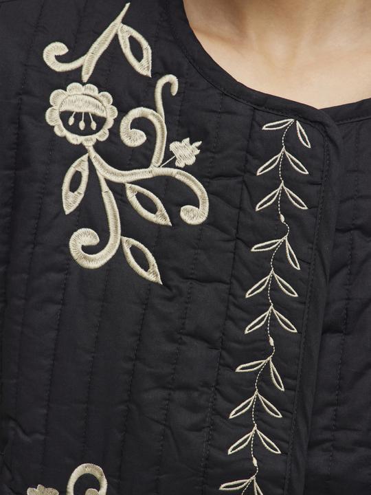 Actual product image Vila Stickerei Jacke (34)