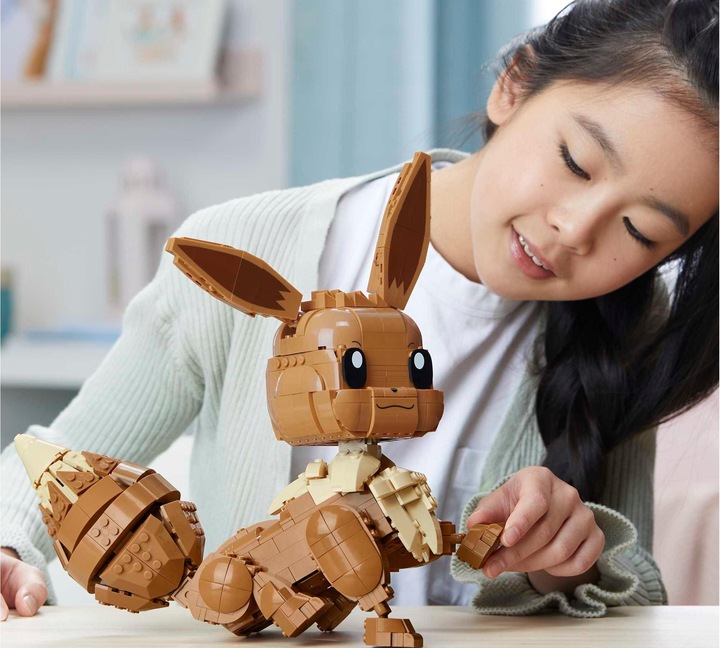 Actual product image Mega Construx Pokémon Jumbo Eevee