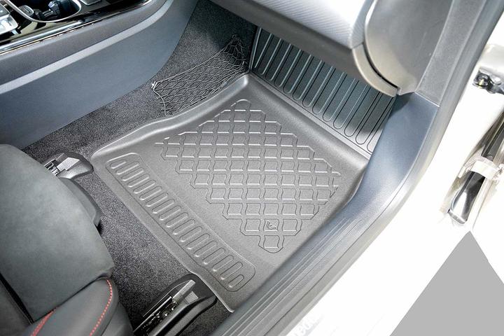 Image du produit Aristar Tapis de sol toutes saisons pour Mercedes GLB de 2019 à aujourd'hui (1 jeu de 4 tapis de sol)