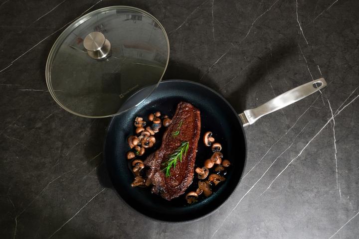 Image du produit Swiss Diamond CXD Induction Poêle/couvercle ss PFAS 32 (32 cm, Poêle à frire, Aluminium)