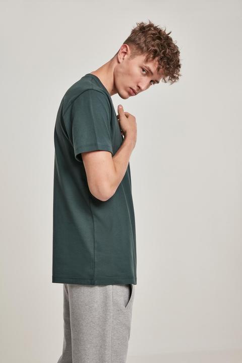Actual product image Urban Classics Basic Tee (M)