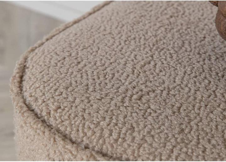 Actual product image Venture Home Amiri