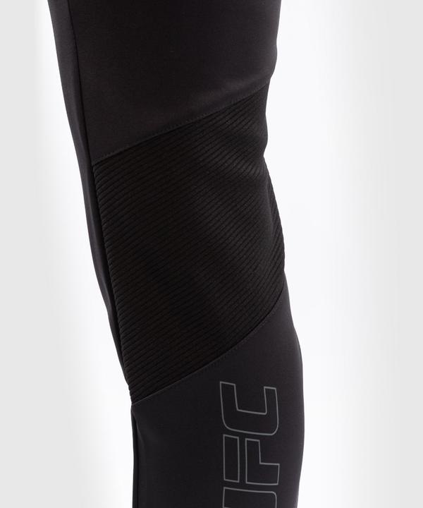 Produktbild Venum UFC Authentic Fight Week Damenhose (M)