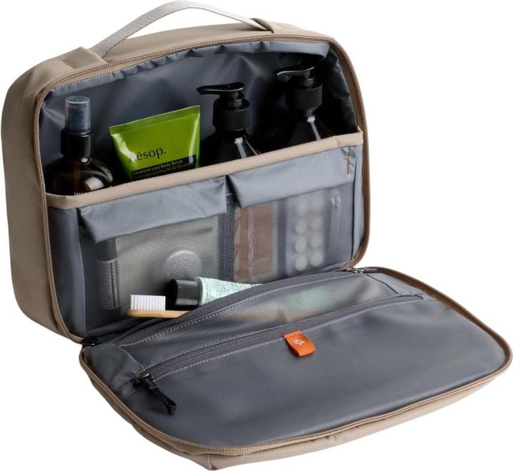 Immagine prodotto Bellroy Hanging Toiletry Kit, Stone (3 l)