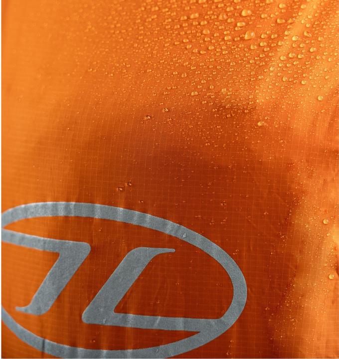 Actual product image Highlander Duck'S Back Raincover S or