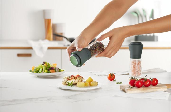 Actual product image Lékué Essentials (Pepper, Salt)