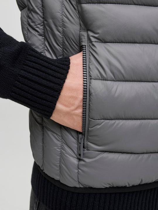 Produktbild Jack & Jones Jjebradley Light Bodywarmer Collar Noos (M)