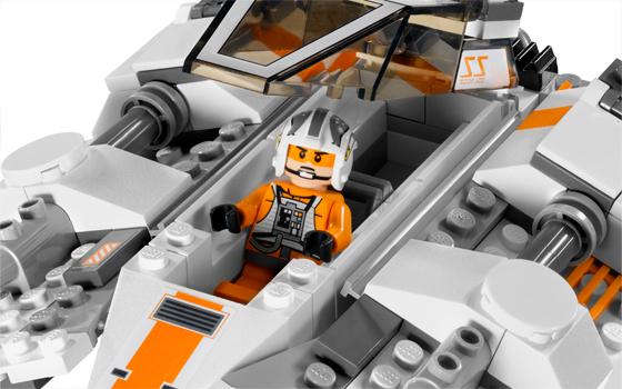 Actual product image LEGO Hoth Wampa Cave (8089, LEGO Star Wars)