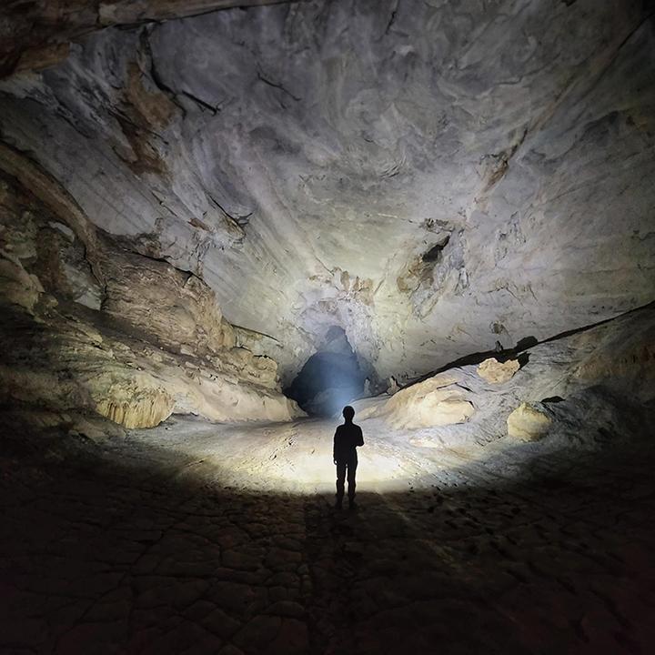 Actual product image Fenix LR40R V2.0 (17.50 cm, 15000 lm)