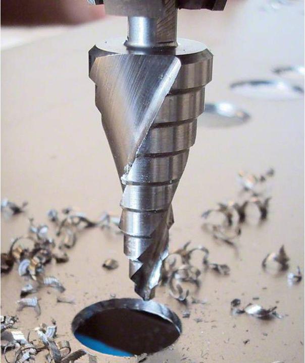 Produktbild Bosch Professional Zubehör Stufenbohrer HSS-TiN, 4 - 20 mm, 1/4-Zoll, 70,5 mm, 9 Stufen (4 - 20)