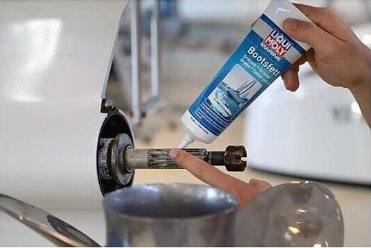 Actual product image Liqui Moly Marine boat grease (250 ml)