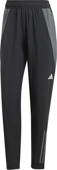 blacktmdrgr, Schwarz