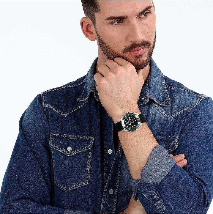 Actual product image Sector Herrenuhr 230 (Rotatable bezel, 43 mm)