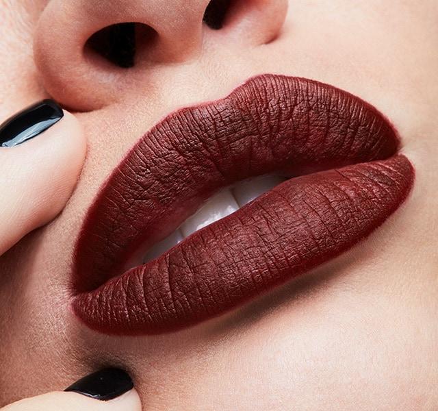 Image du produit MAC Cosmetics Lipcolour liquide Retro Matte (Carnassier)