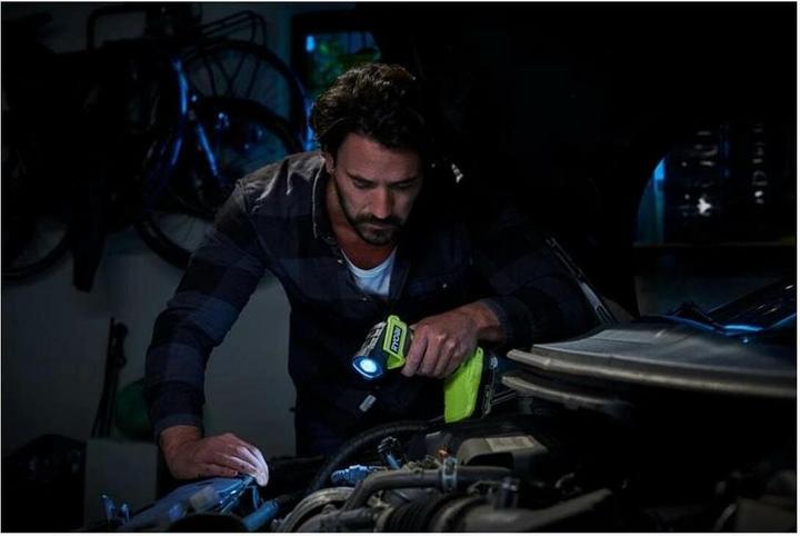 Actual product image Ryobi Rechargeable LED hand lamp (280 lm)