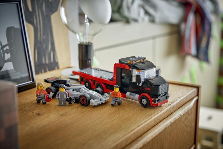 Immagine prodotto LEGO Camion F1 con auto da corsa Audi F1 (60493, LEGO City)