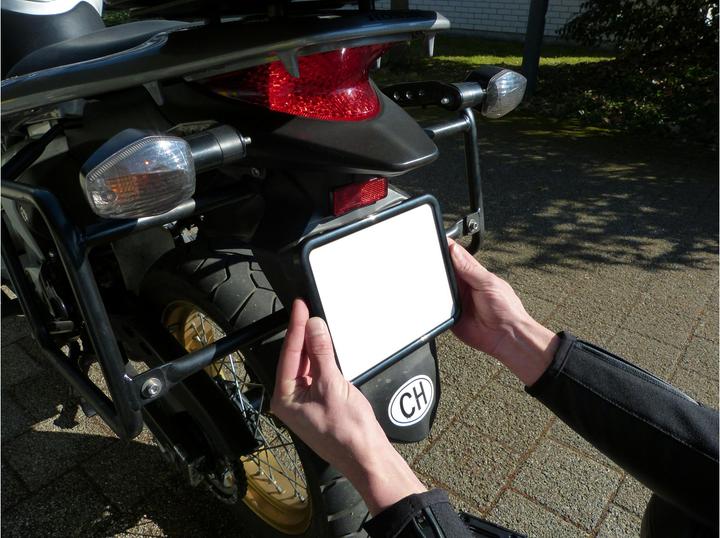 Image du produit Easyklick Titulaire d'une plaque d'immatriculation (Arrière, Universel)