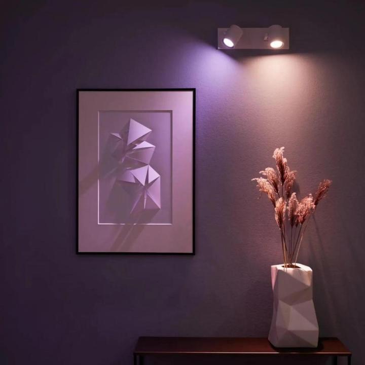 Actual product image Philips Hue Argenta (800 lm, GU10)