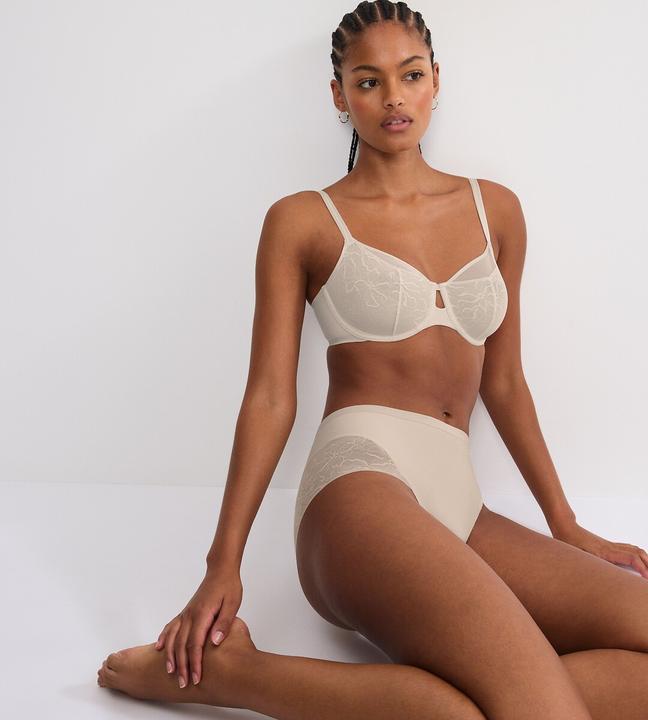 Produktbild Triumph Comfort Contour W01 (Einzelpack, 90 D)