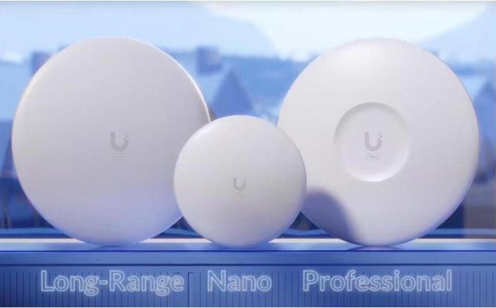 Produktbild Ubiquiti WAVE-PRO-EU - 60GHz5GHz Client mit 2,7Gbps symmetrischer Geschwindigkeit und 15km Reichweite (800 Mbit/s)