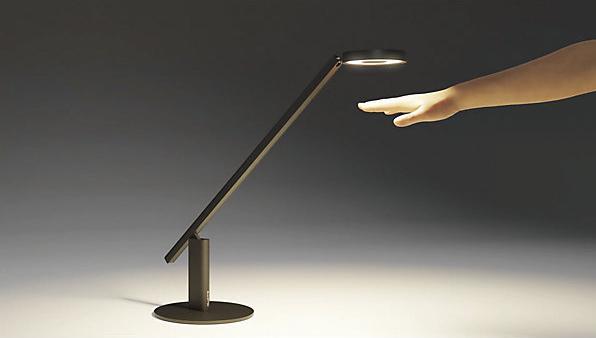 Image du produit Luctra Table Lite lampe de bureau design LED dimmable, contrôle gestuel, HCL, 900lm, 2,700K à 6.50 (900 lm)