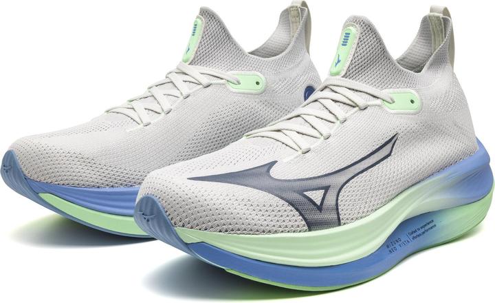 Actual product image Mizuno Neo Vista (44)