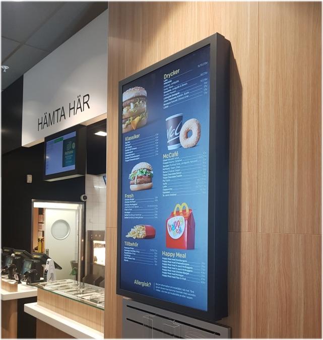 Actual product image HI-ND Wall casing Portrai t 32 Universal Black, 25 kg, 81.3 cm (32"), 81.3 cm (32"), 200 x 200 mm, 4