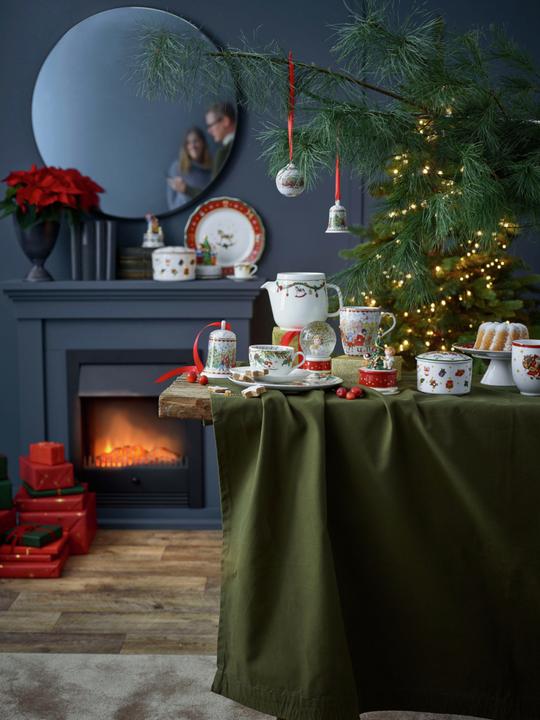Produktbild Hutschenreuther Happy Wintertime - H. Wintertime Red - Teller 23 cm tief (1 x, 23.60 cm)
