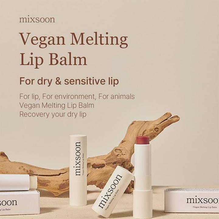 Actual product image Mixsoon Vegan Melting Lip Balm Clear Glossy Moisturizing Plant-Based Ingredients (Lip balm, 10 ml)