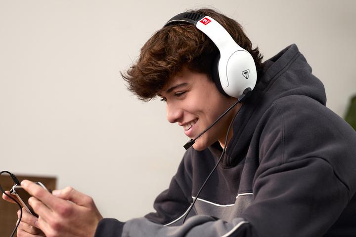 Actual product image Turtle Beach Airlite Fit (Cable)