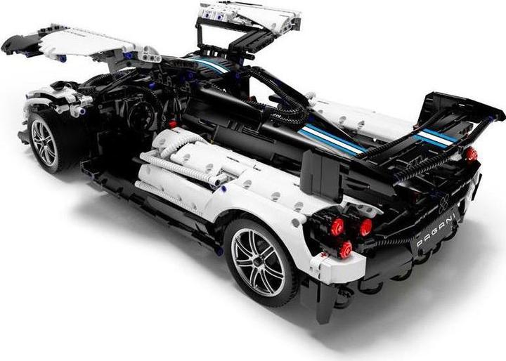 Actual product image Rastar Pagani Huayra