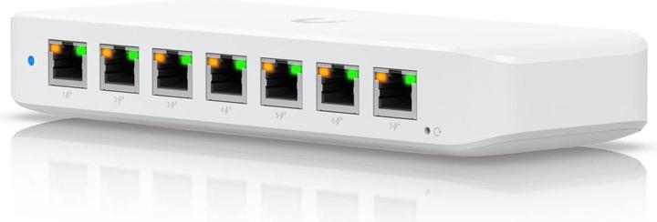 Actual product image Ubiquiti Ultra 210W (8 ports)