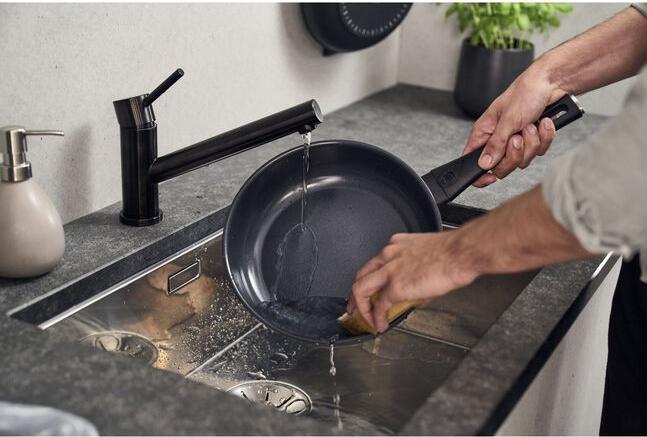 Produktbild Zwilling - Madura Plus Ceramic Saute Pan - Sort - 28 cm (Bräter + Schmortopf, Aluminium, 28 x 10.10 cm)