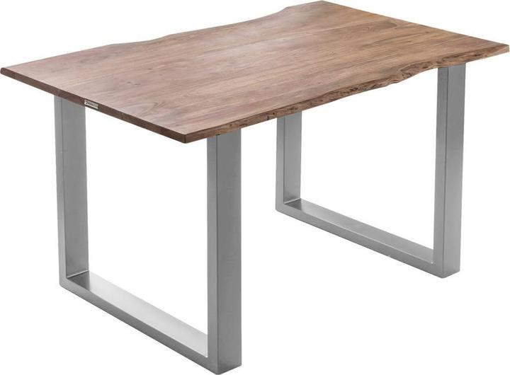 Acacia, Argent, Pierre