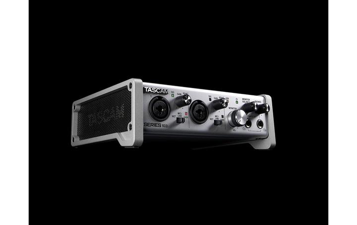 Immagine prodotto Tascam Serie 102i (USB)