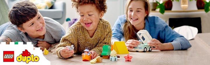Produktbild LEGO Familienabenteuer mit Campingbus (10946)