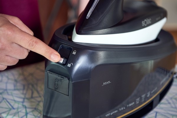Actual product image Solac Iron with steam generator CPB6100 (3000 W, 400 g/min)