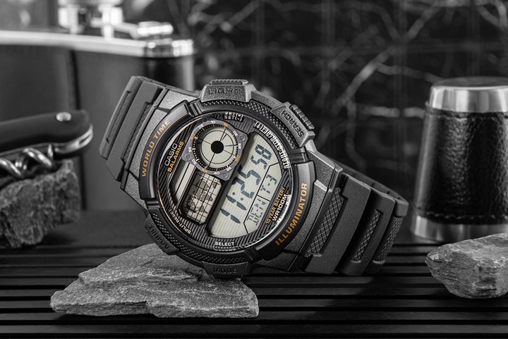 Produktbild Casio Illuminator (Digitaluhr, 44 mm)