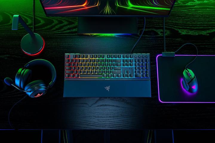 Actual product image Razer Ornata V3 X (CH, Cable)