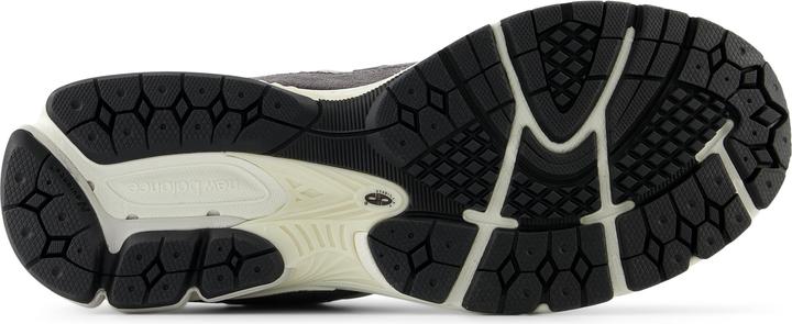 Immagine prodotto New Balance M2002RFB (39.5)